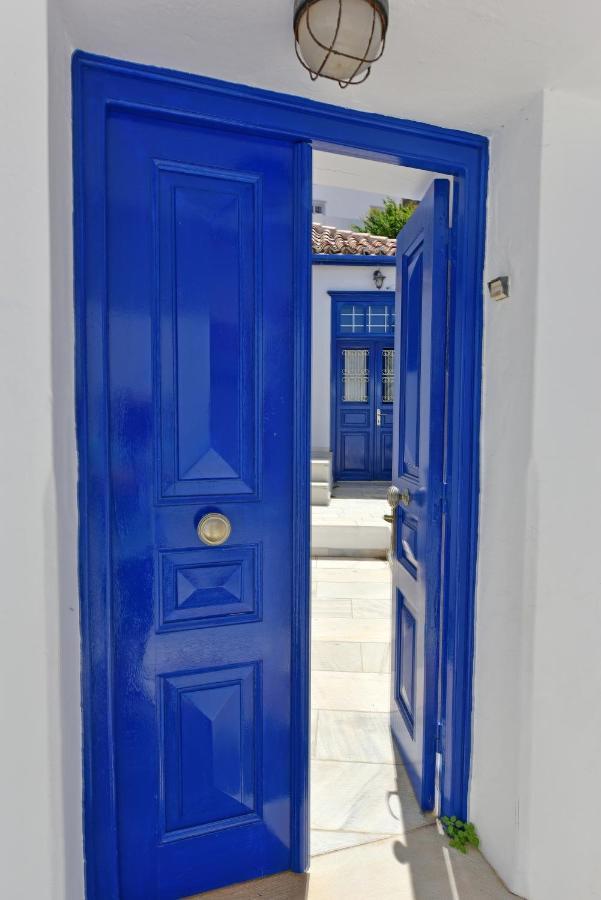 Bexis Residences Hydra Luaran gambar